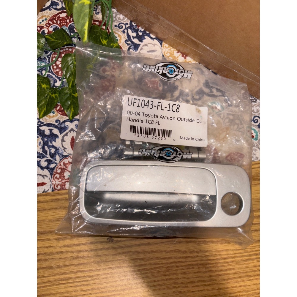MotorKing Front Left Outside Door Handle 2000-2004 Toyota Avalon Silver 1C8 FL
